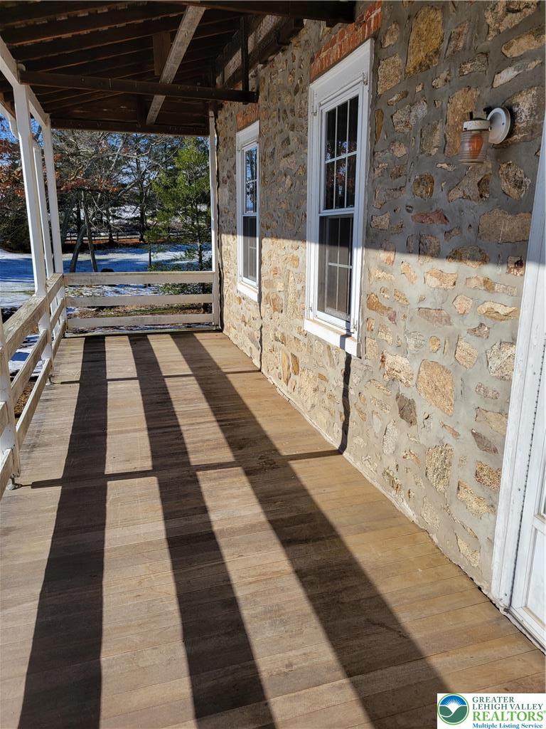 8043 Yeakel Road Property Photo 14
