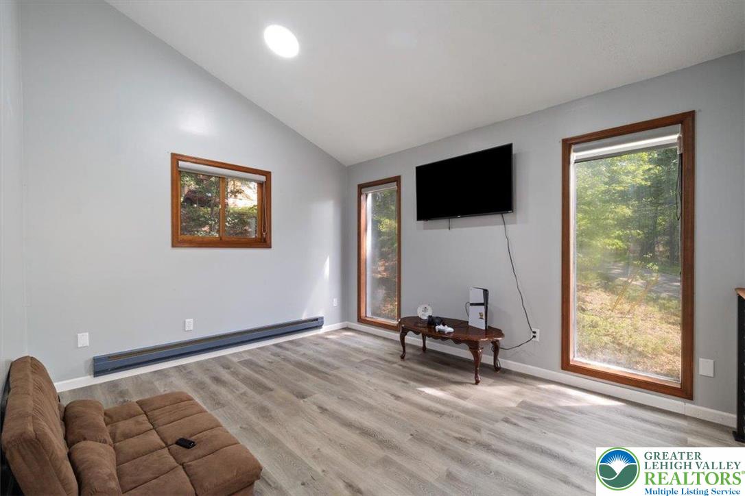272 Stafford Drive Property Photo 27