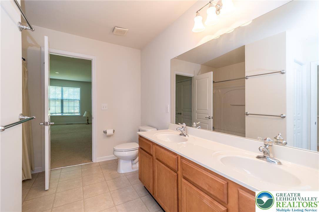1824 Emerald Drive Property Photo 40