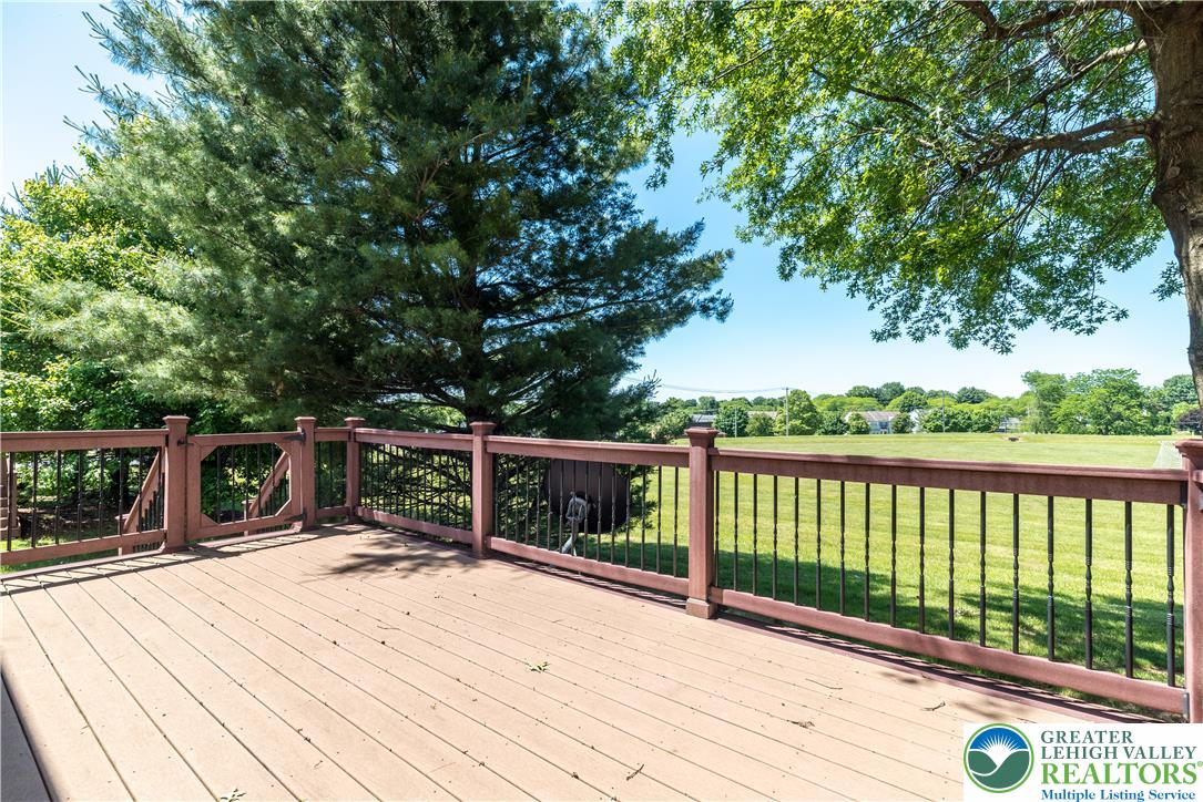 1824 Emerald Drive Property Photo 47