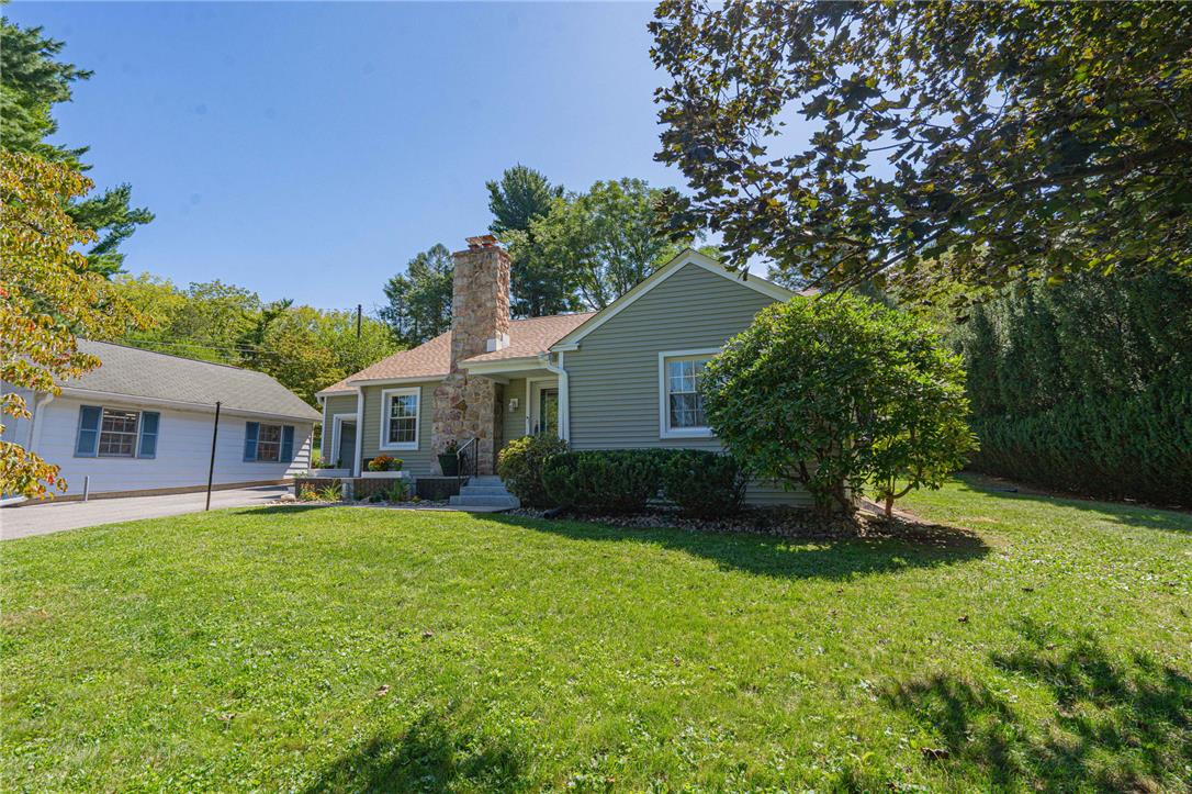 3224 Chestnut Drive Property Photo 3