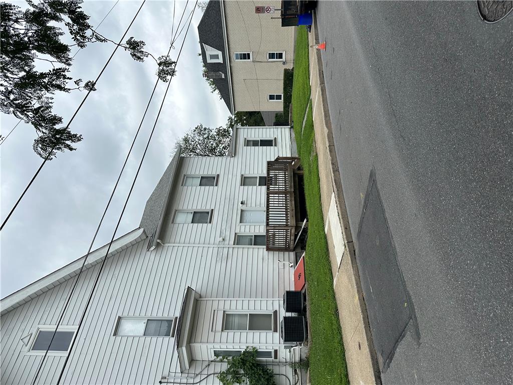 336 Coal Street Property Photo 10