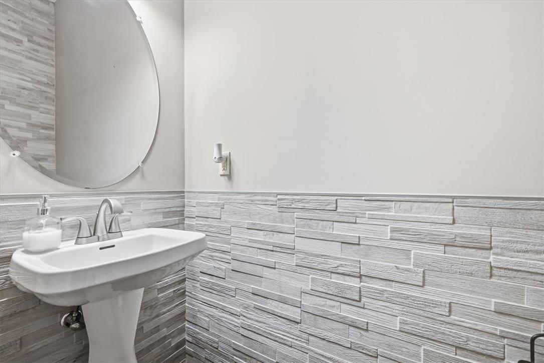 1570 Deena Drive Property Photo 26