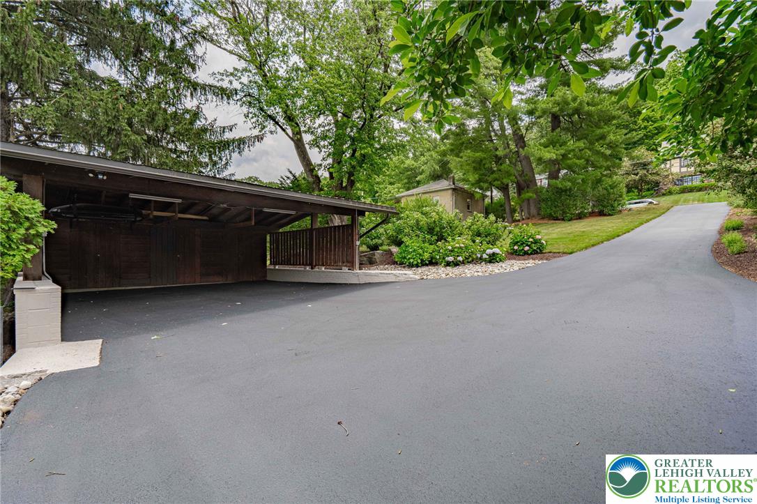 126 Parker Avenue Property Photo 18