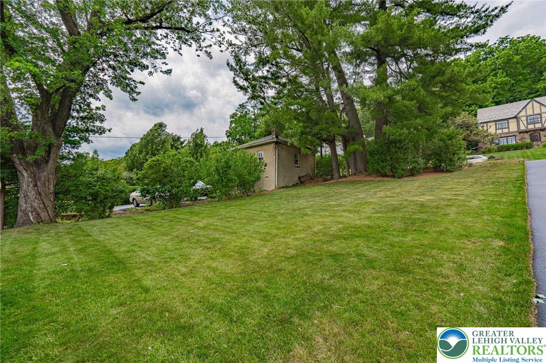 126 Parker Avenue Property Photo 20