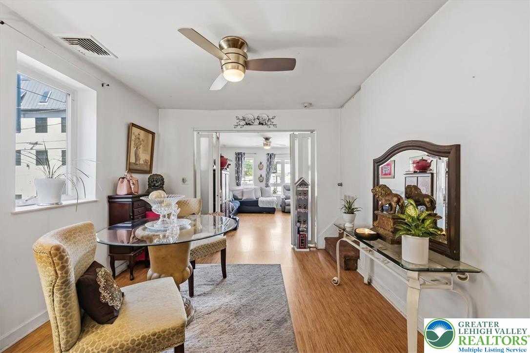 676 Pine Street Property Photo 19