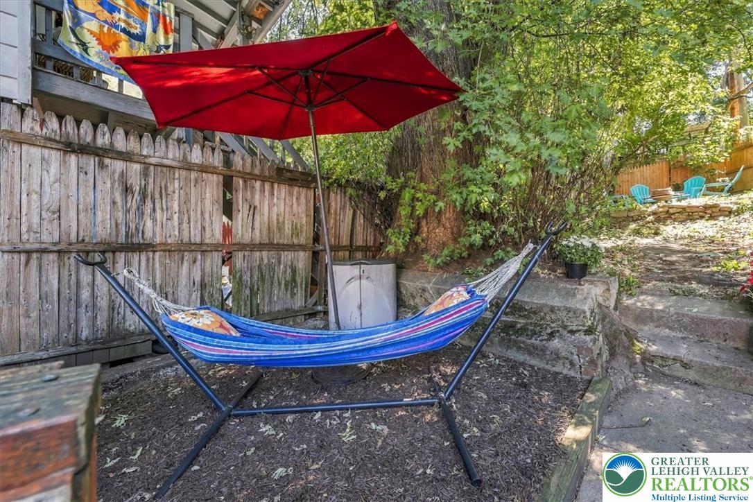 676 Pine Street Property Photo 27
