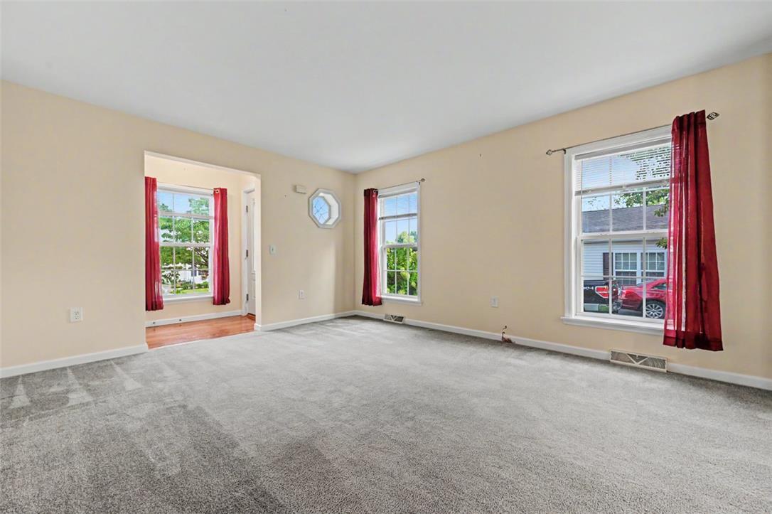 782 Biltmore Avenue Property Photo 8