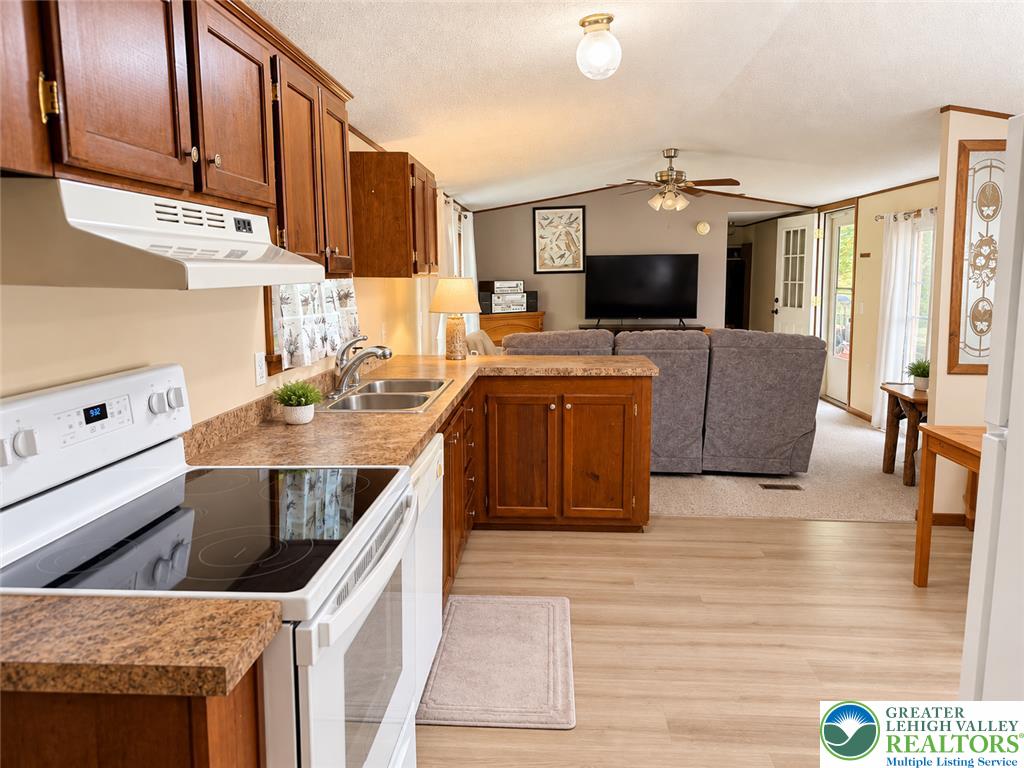 170 Wheeler Road Property Photo 14