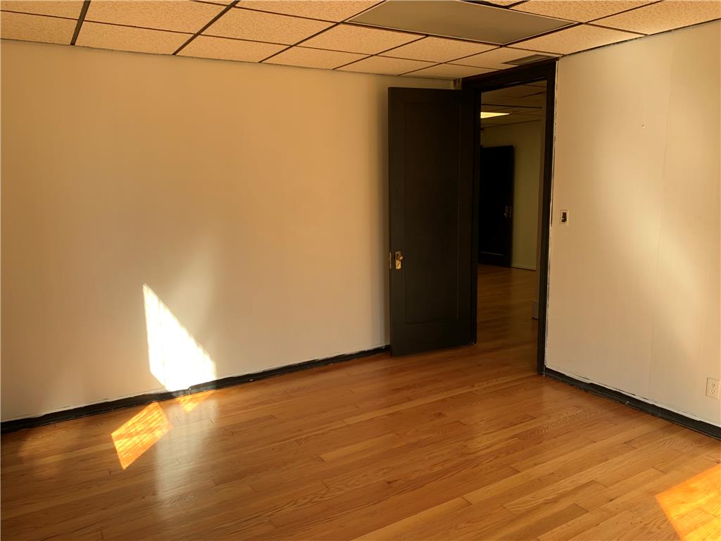 215 N 9th Street Property Photo 3