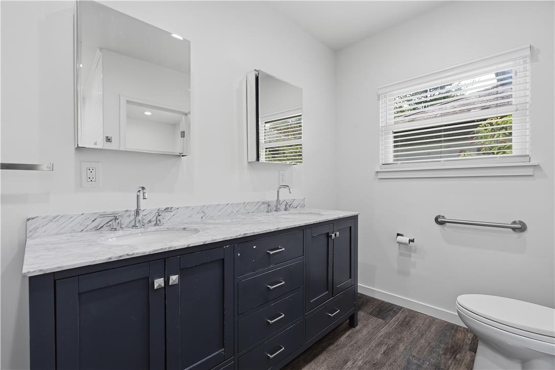 527 28th Street Property Photo 32