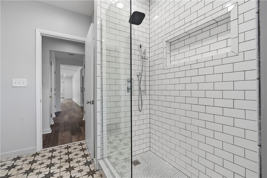 527 28th Street Property Photo 42