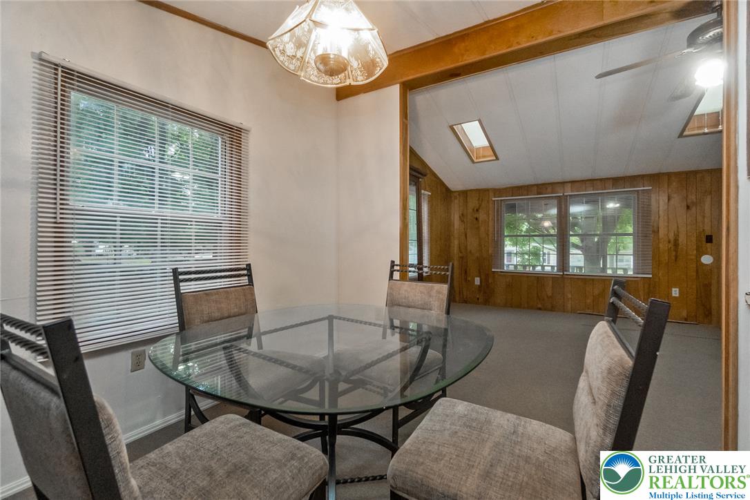 1010 Spruce Lane Property Photo 26
