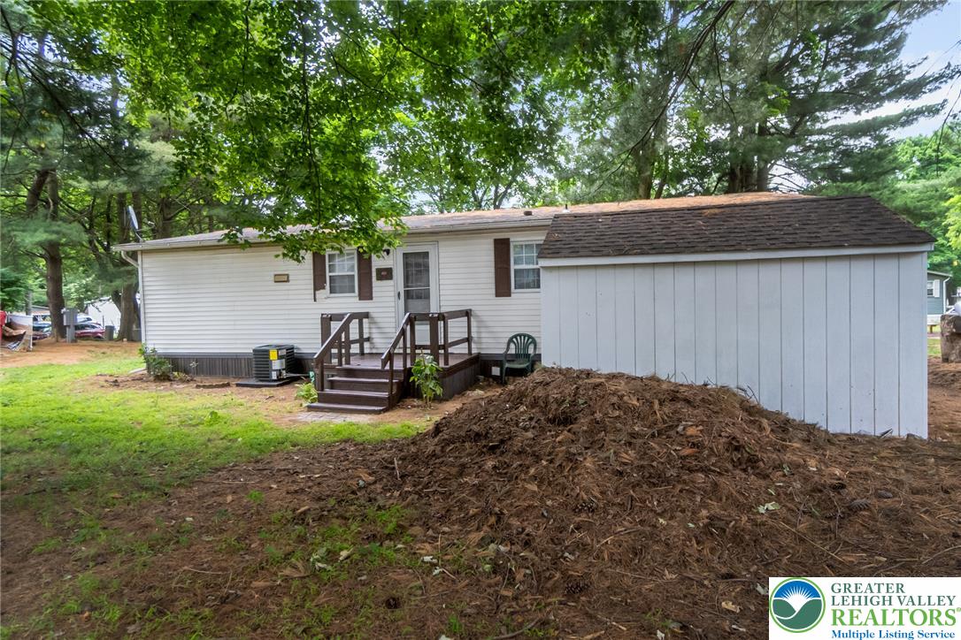 1010 Spruce Lane Property Photo 30