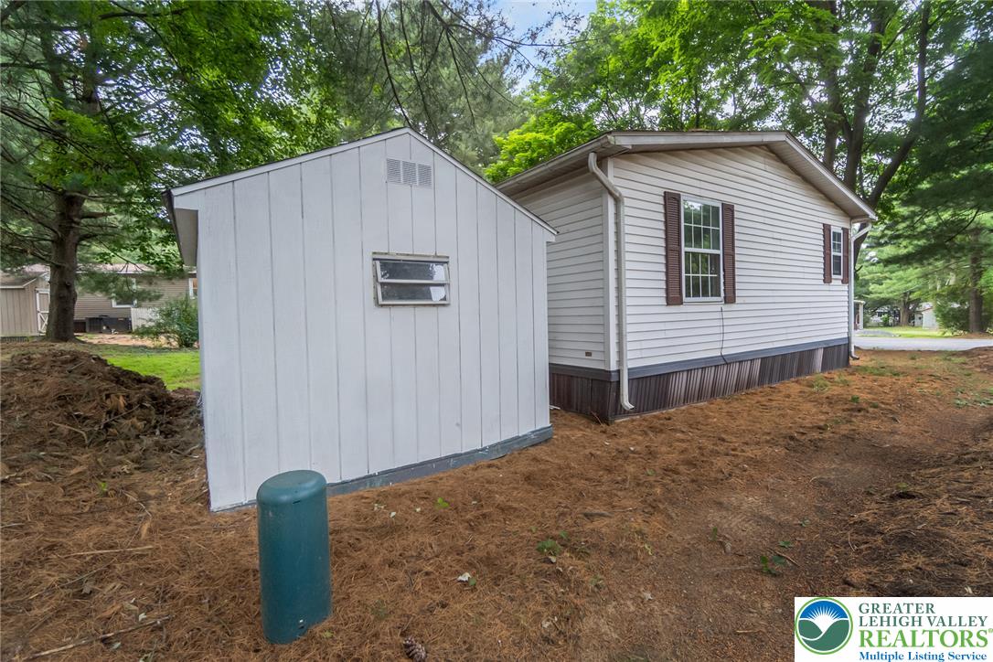1010 Spruce Lane Property Photo 31