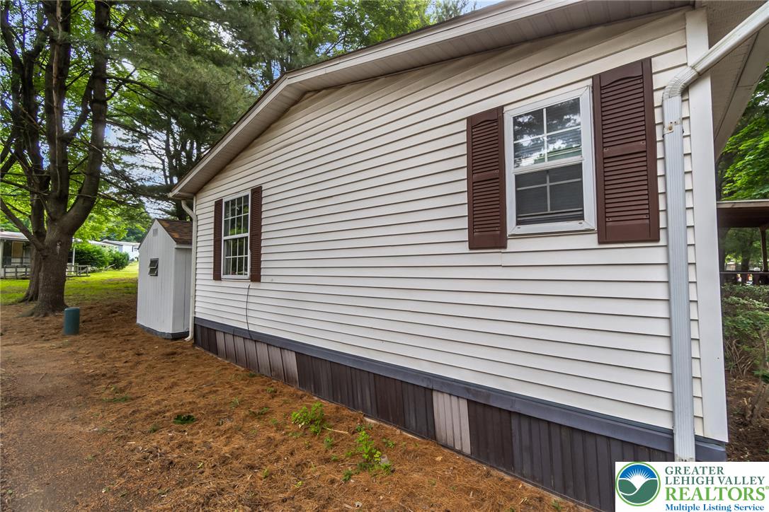 1010 Spruce Lane Property Photo 32