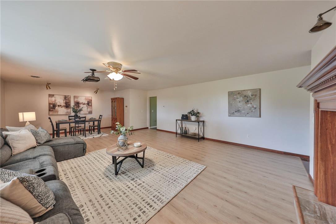 295 Crown View Avenue Property Photo 13