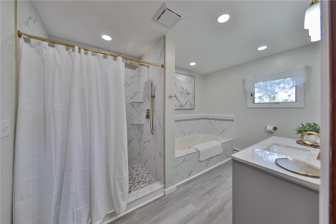 295 Crown View Avenue Property Photo 28