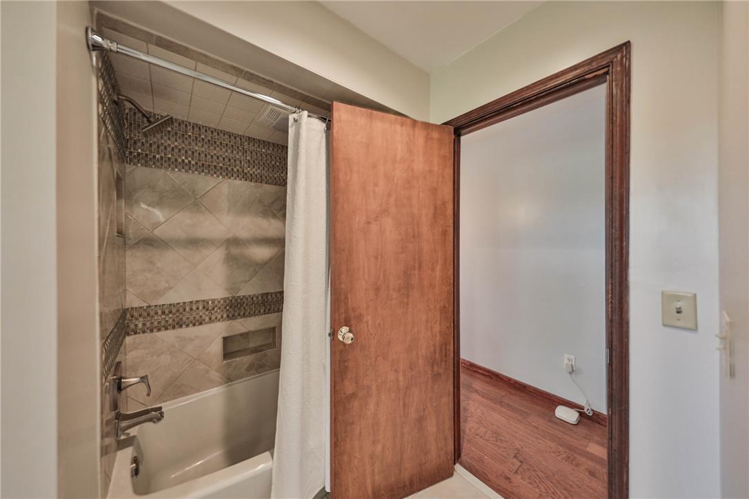 295 Crown View Avenue Property Photo 35