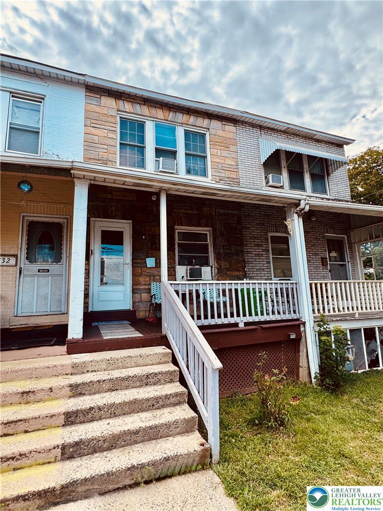 730 8th Street Property Photo 1