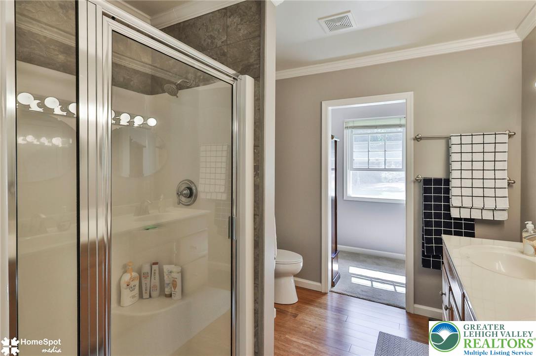 4325 Levans Road Property Photo 23