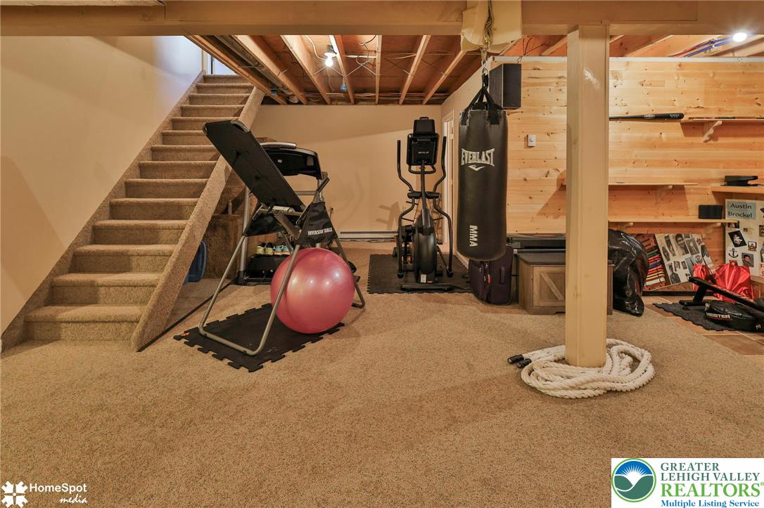 4325 Levans Road Property Photo 30