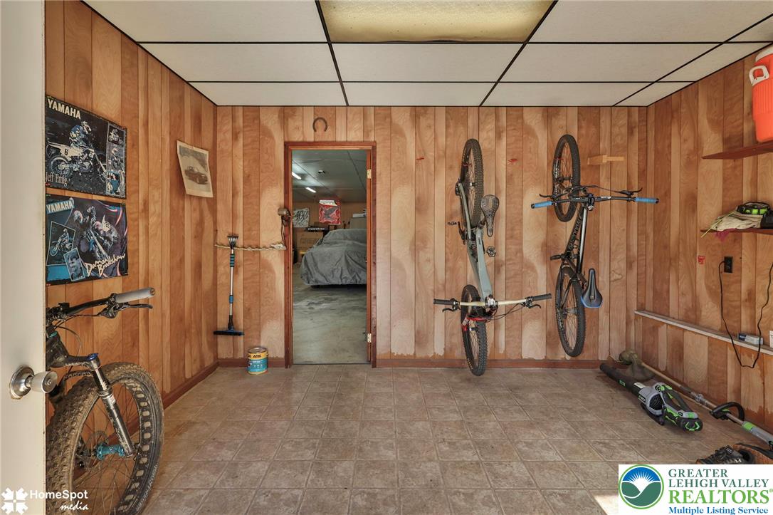4325 Levans Road Property Photo 44