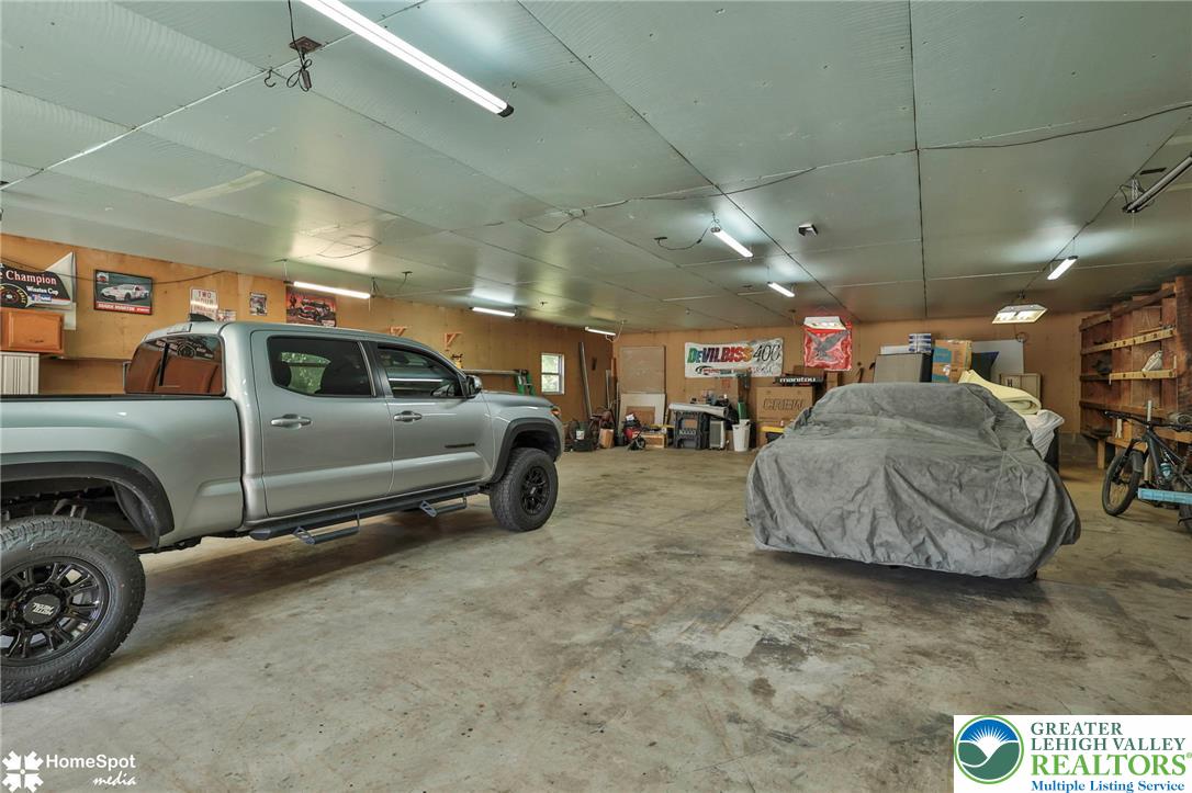 4325 Levans Road Property Photo 45