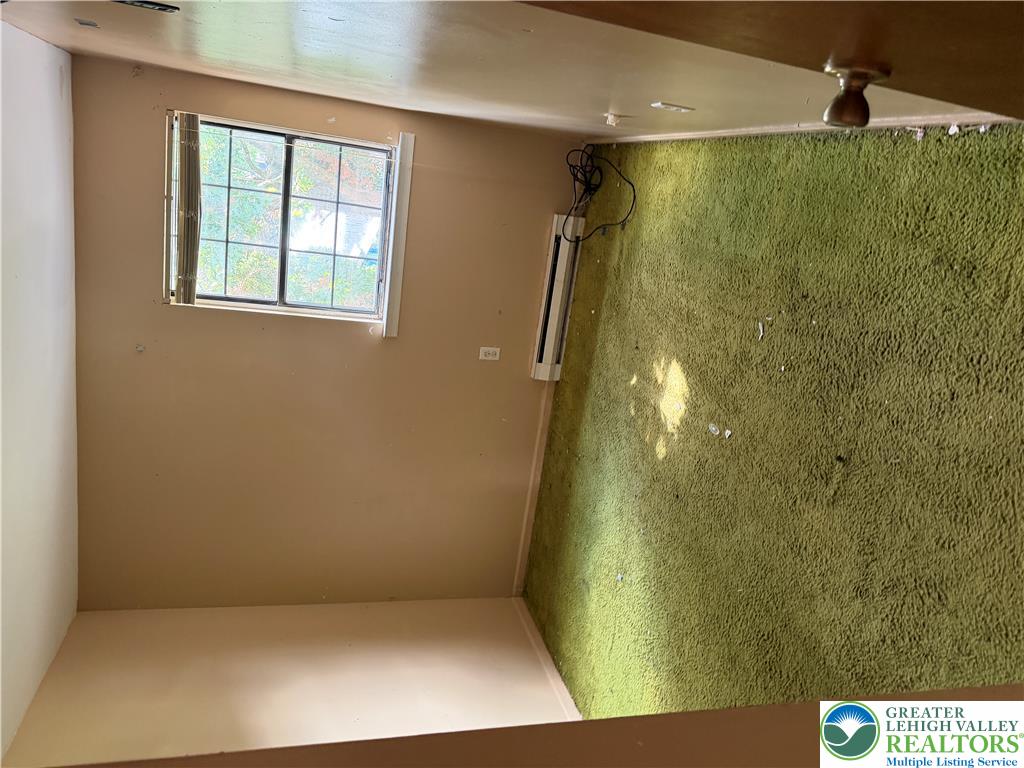 2868 Ithaca Street Property Photo 14