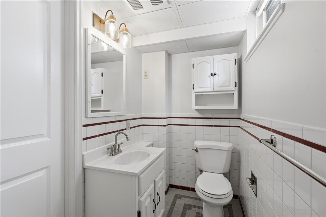 2202 West Union Street Property Photo 42