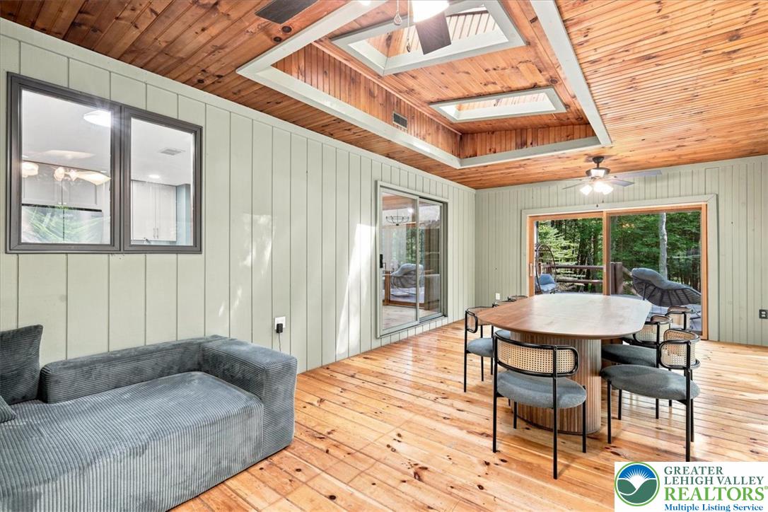 184 Sir Bradford Road Property Photo 18