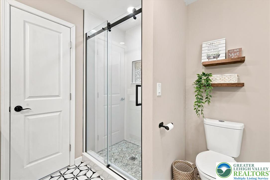 184 Sir Bradford Road Property Photo 33