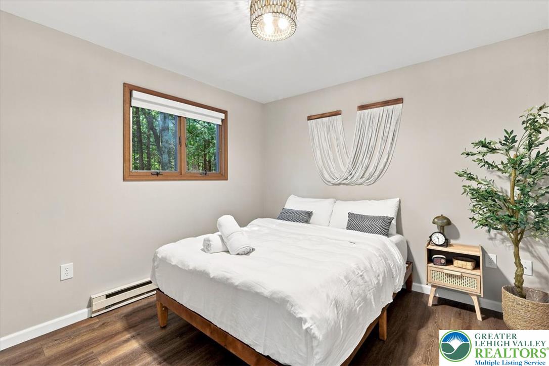 184 Sir Bradford Road Property Photo 34