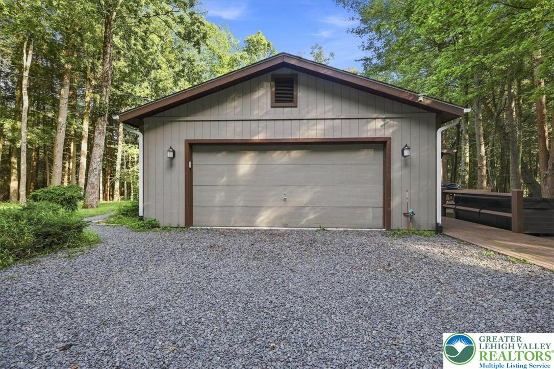 184 Sir Bradford Road Property Photo 44