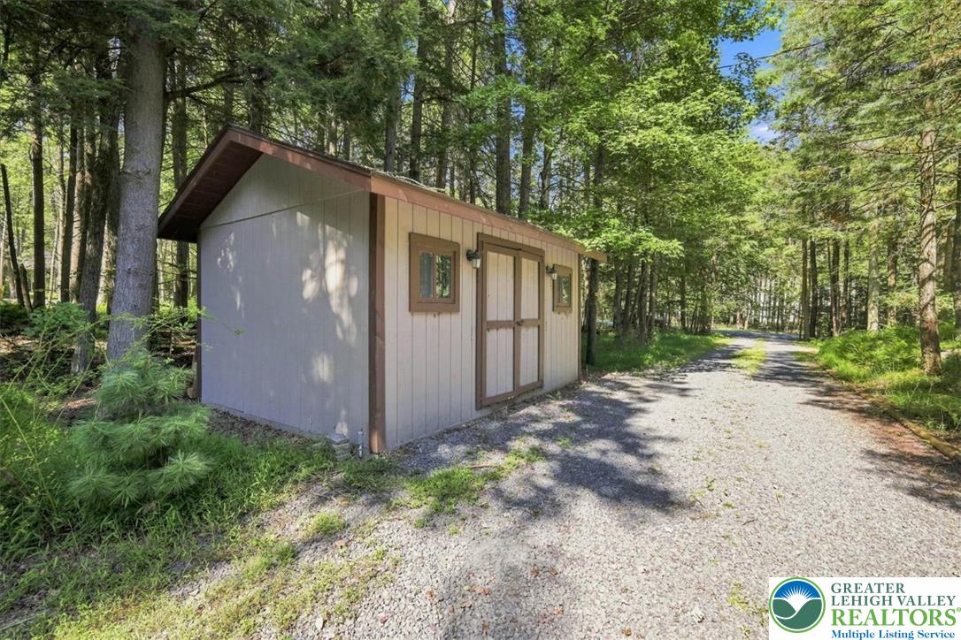 184 Sir Bradford Road Property Photo 45