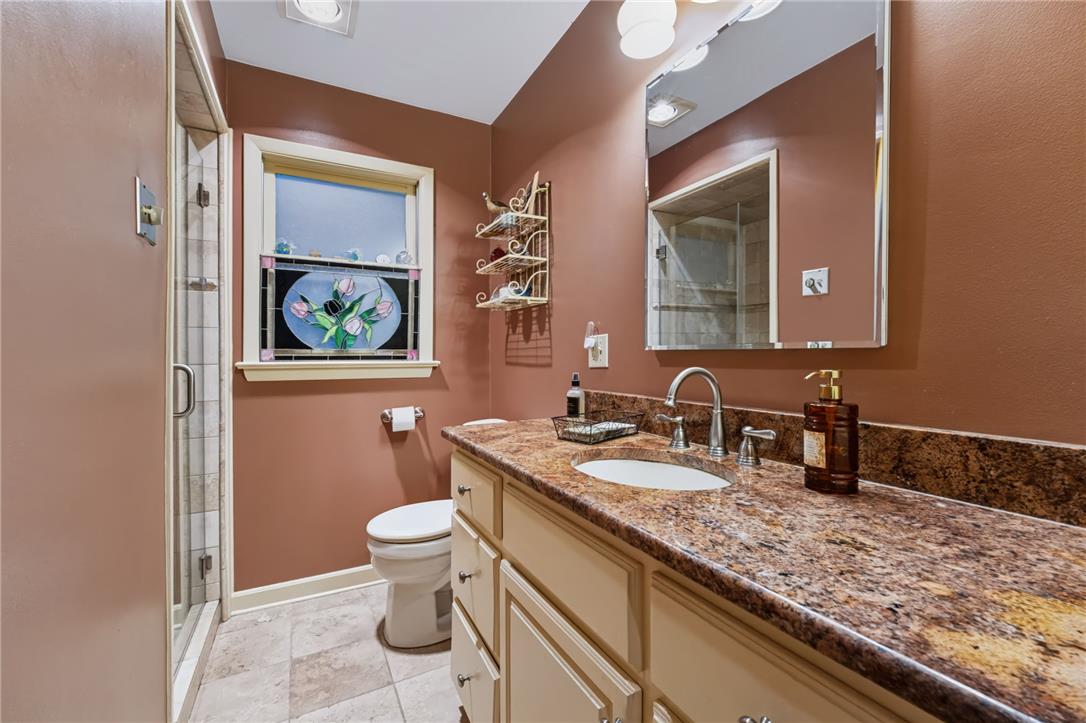 203 Vine Street Property Photo 25