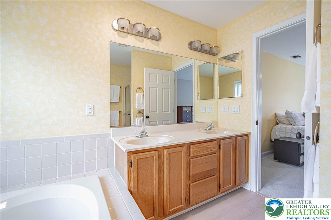 2037 Alice Drive Property Photo 25