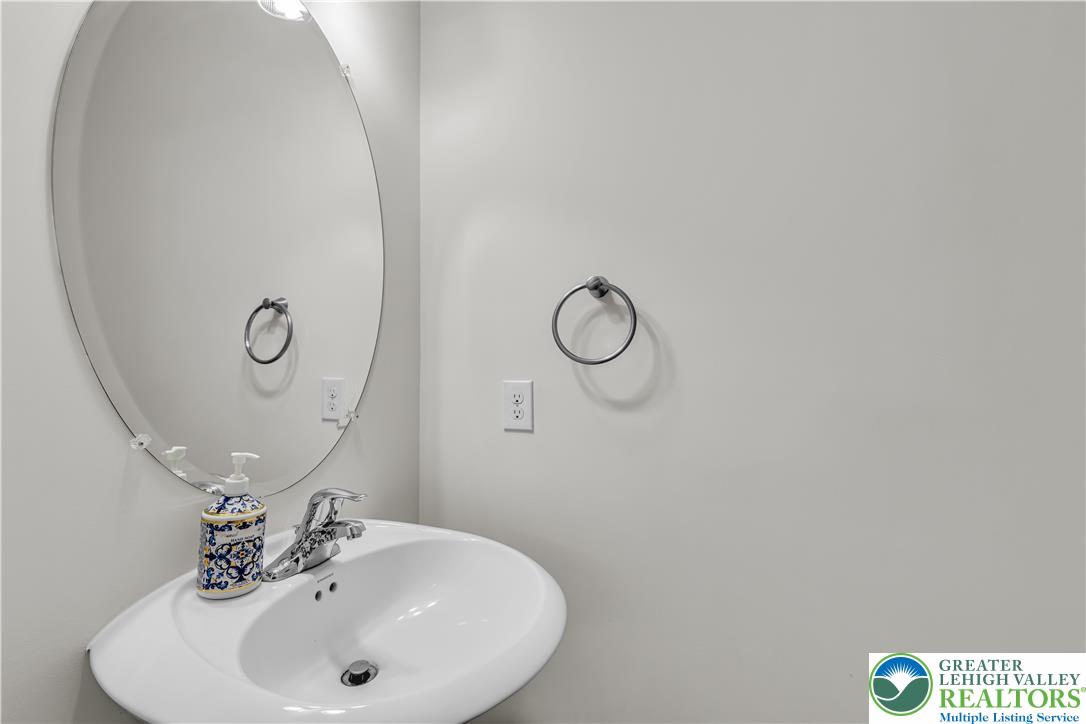 310 Redclover Lane Property Photo 18