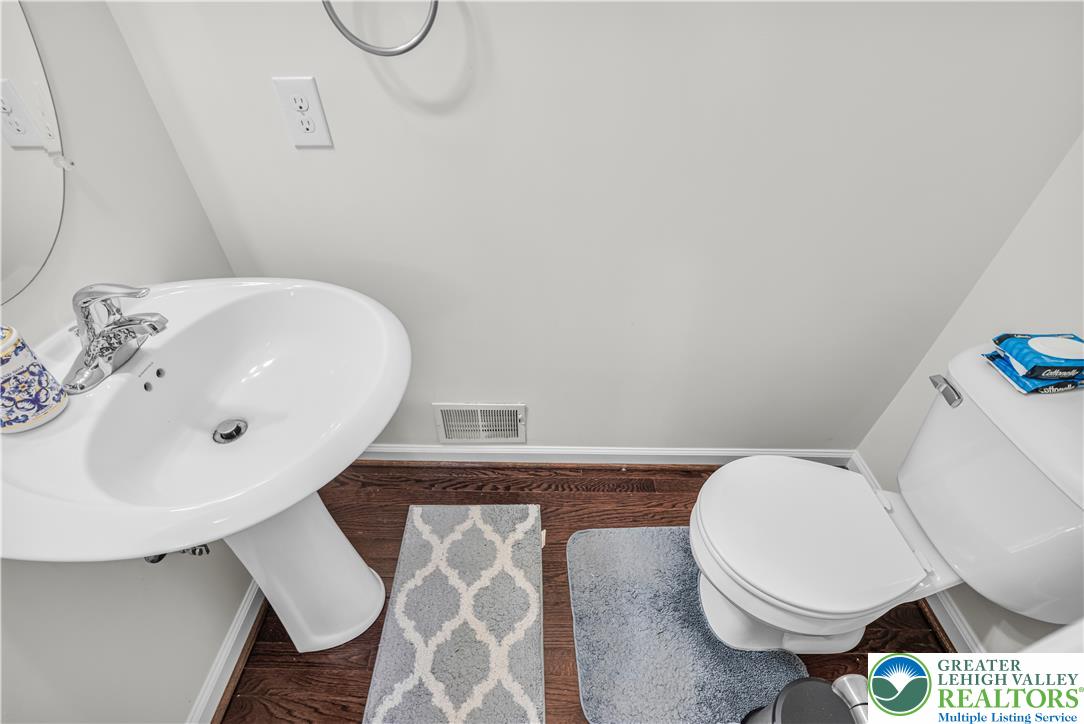 310 Redclover Lane Property Photo 19