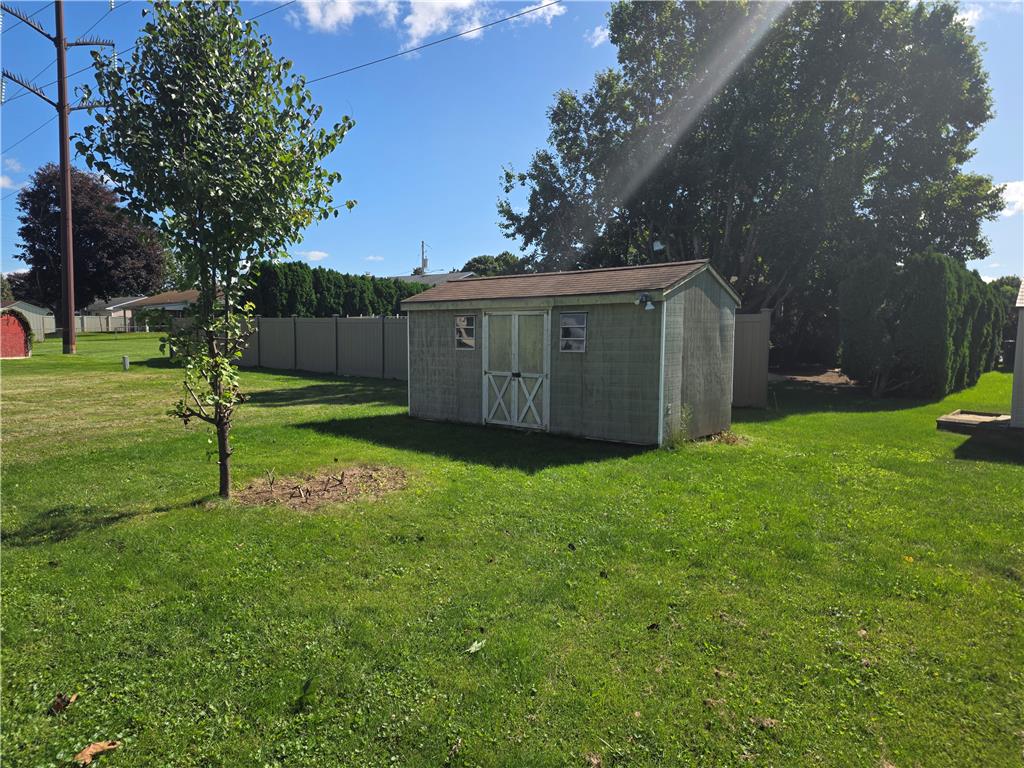 4420 Phillip Property Photo 6