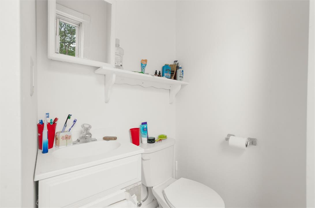 342 Main Property Photo 11
