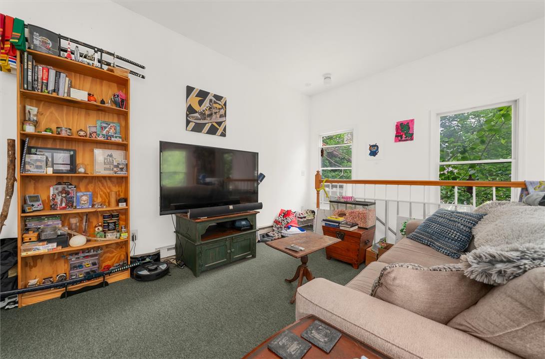342 Main Property Photo 16