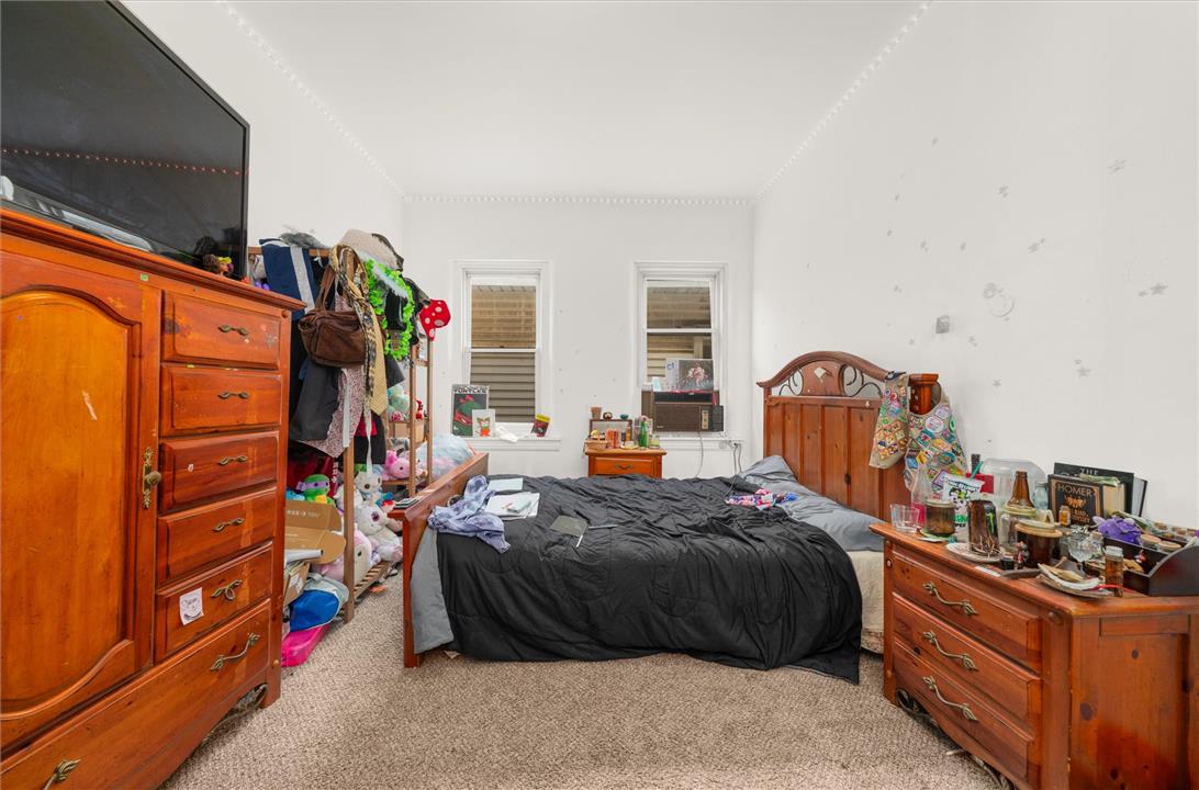 342 Main Property Photo 17