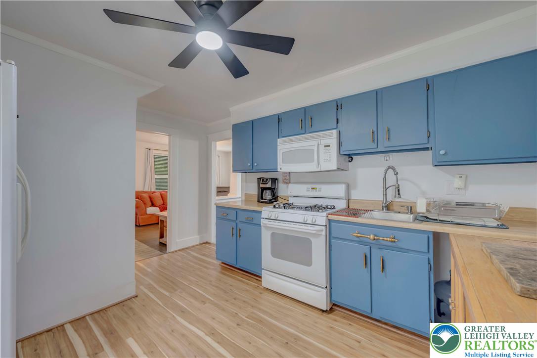 5250 Milford Road Property Photo 11