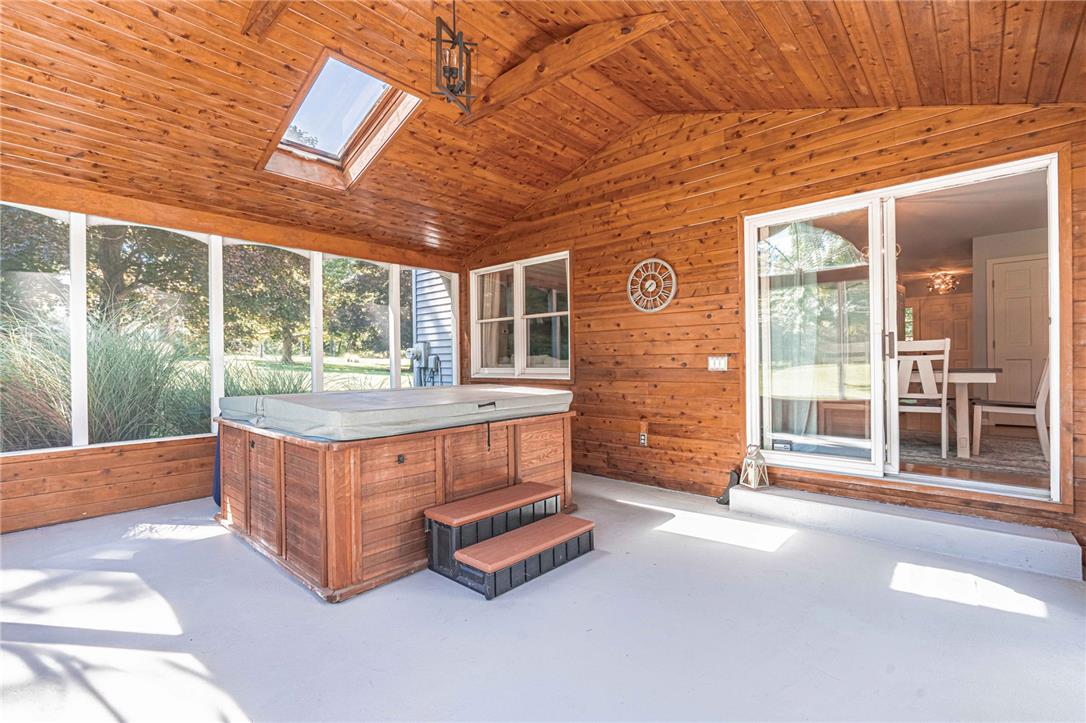 8357 Winchester Lane Property Photo 16