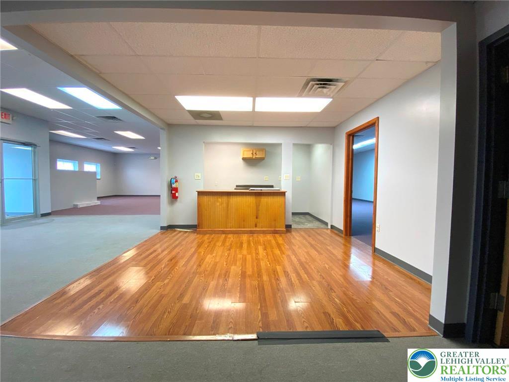 580 Coal Street Property Photo 8