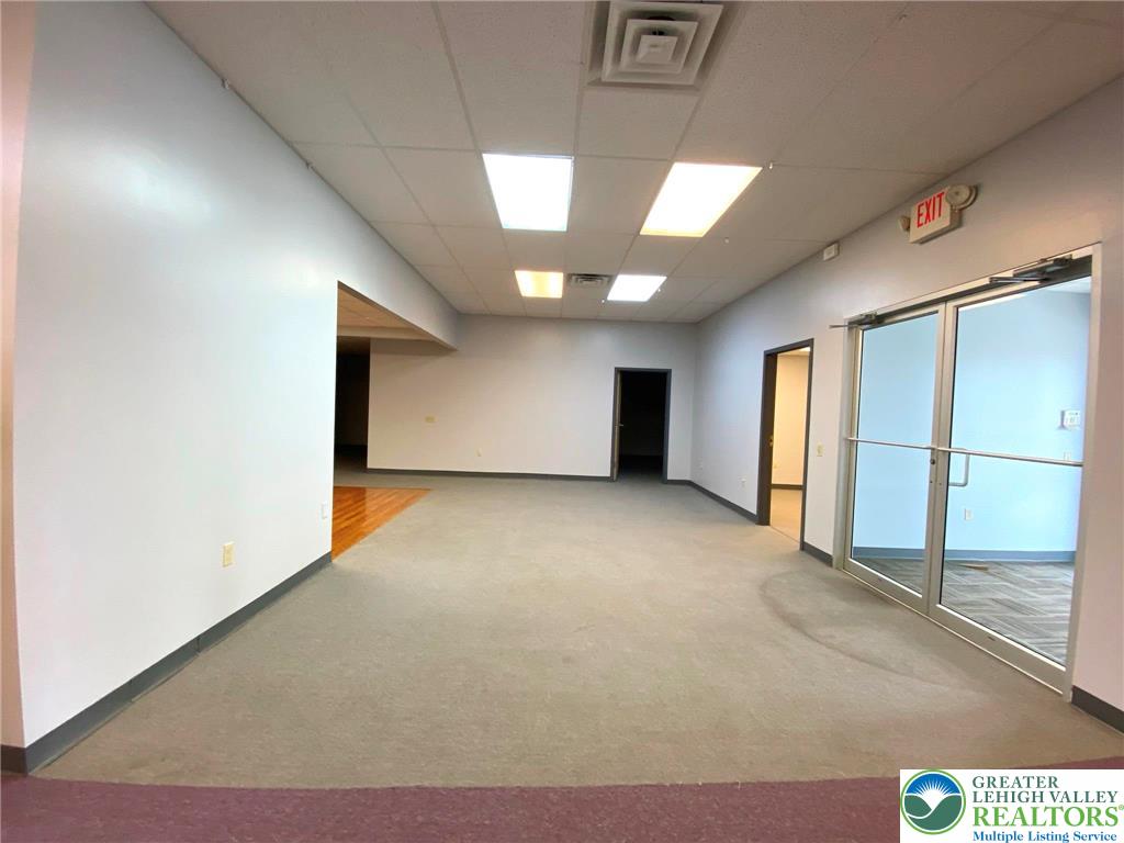 580 Coal Street Property Photo 9