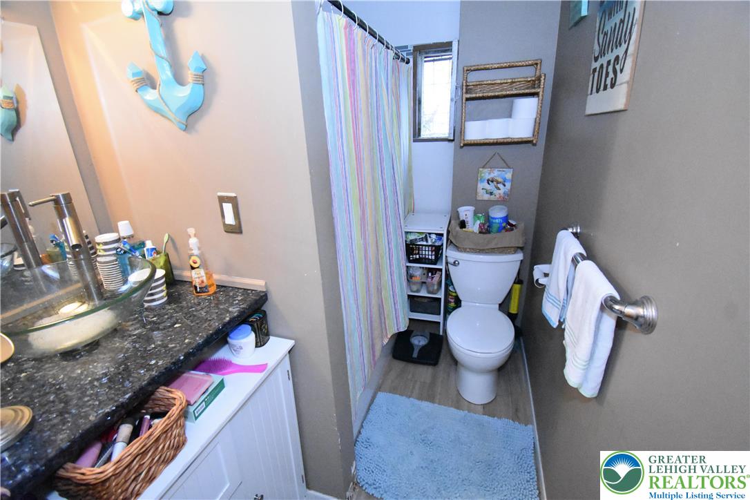 677 Sassafras Street Property Photo 11