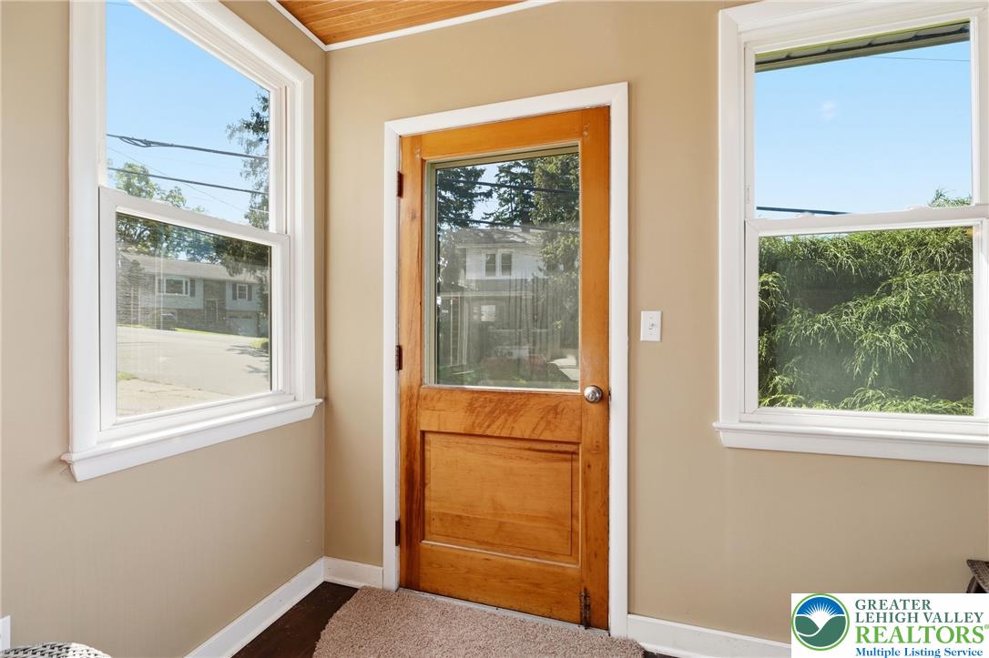 626 Scholl Avenue Property Photo 17