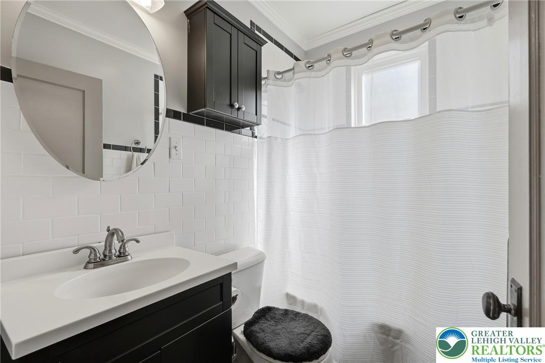 626 Scholl Avenue Property Photo 20